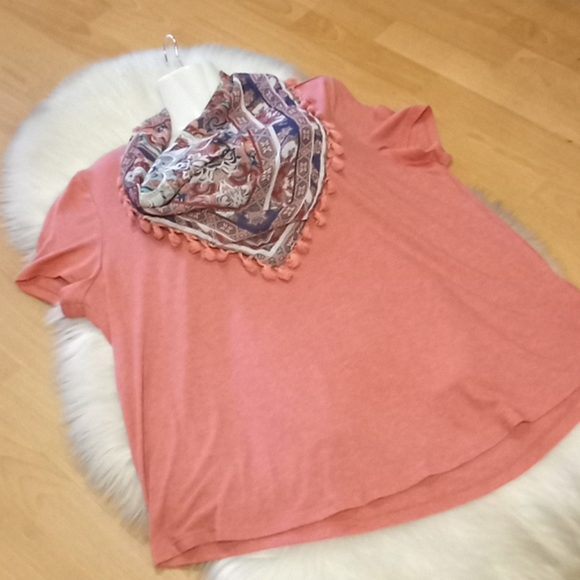 World Unity Knit Top with Matching Scarf - Picture 12 of 13